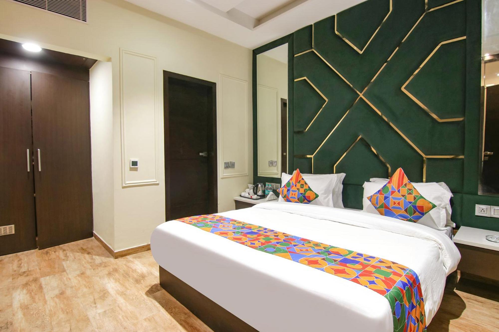 Fabhotel Prime K9 Crown Ludhiana Extérieur photo