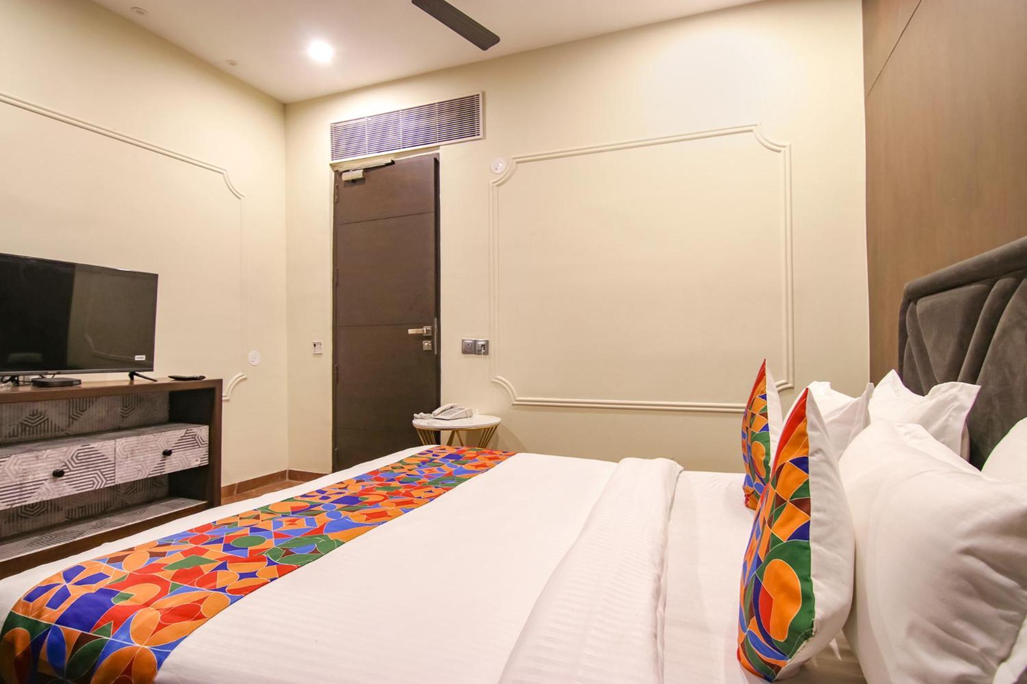 Fabhotel Prime K9 Crown Ludhiana Extérieur photo